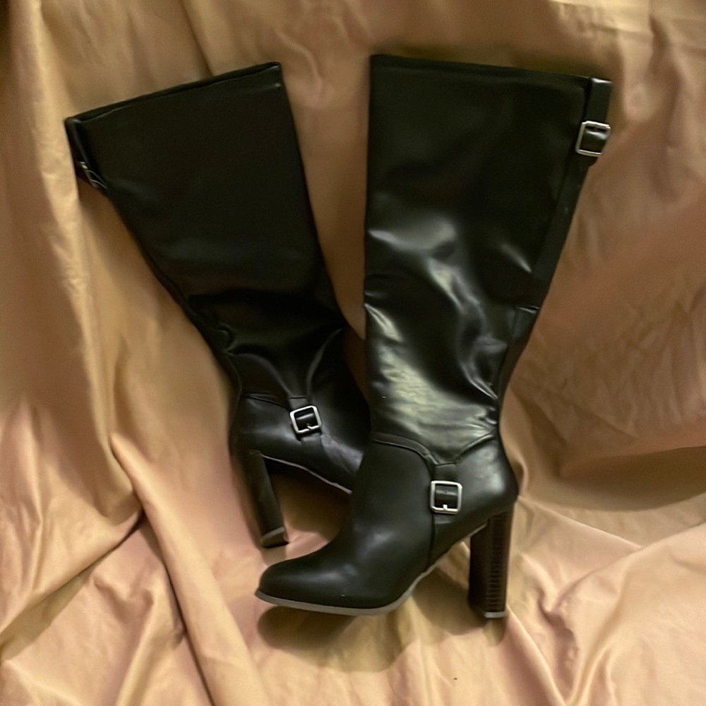 Black boots
